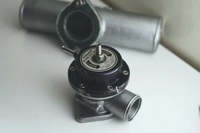 GReddy Tipo S BOV Raro Negro con Brida Tubo SR20 4G63 RB26 Silvia Supra EVO DSM Foto 1 de 4