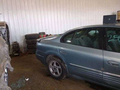 Rear View Mirror Without Telematics Fits 97-12 MALIBU 2077969 - Image 1 of 4