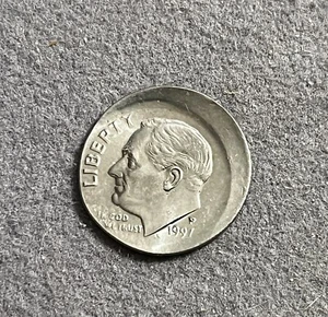 1997 P Dime Roosevelt Massive Broadstruck US Mint Error Off Center Looks FT - Picture 1 of 3