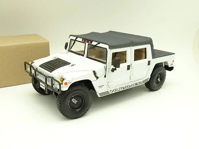 Maisto SB 1/18 - Hummer Bianco - Immagine 1 di 2