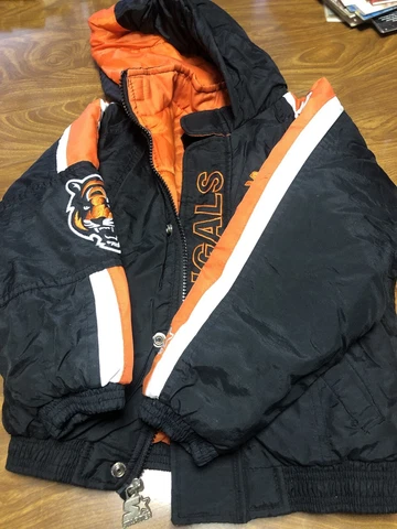 ONE OWNER! Vintage kids toddler starter Cincinnati bengals coat jacket medium Cover