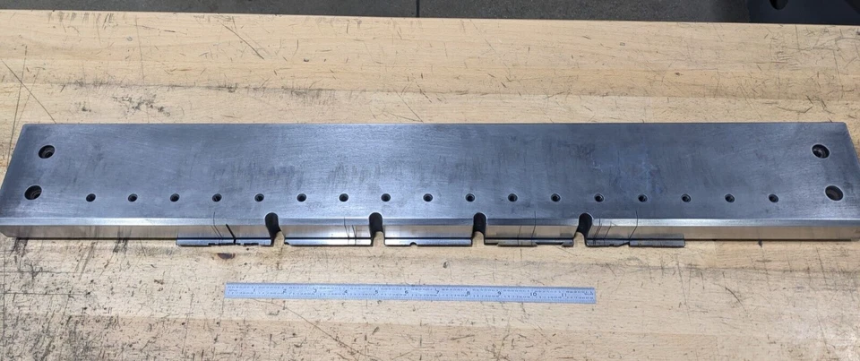 CHARMILLES ROBOFIL 290 / 310 ALAMBRE EDM EJE X CARRIL TRASERO CABLE EDM Foto 1 de 4