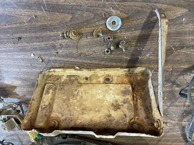 Dodge Charger 1968 bandeja de batería cuerpo B Rat Rod construcción económica punto de óxido muy menor Foto 1 de 4