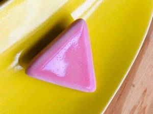 Gorgeous PINK TRIANGLE PIN Porcelain PRIDE LGBTQ GAY Vintage 1.25" BREAST CANCER - Picture 1 of 2