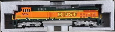 KATO HO GE AC4400CW 37-6443 BNSF Chicago & North Western #5624 NEW - Image 1 of 3