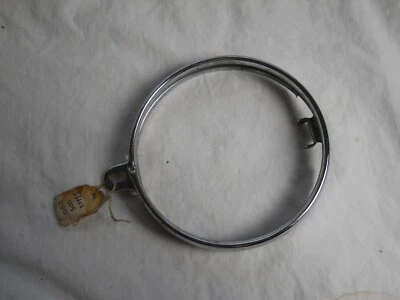 Honda, NOS, CA100, CA102, CA105T, CA110, aro do farol, # 33101-005-000. a11 - Imagem 1 de 4