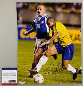 RONALDO NAZARIO R9 Brazil Superstar Hand Signed 11'x14' Photo + PSA DNA - Foto 1 di 3