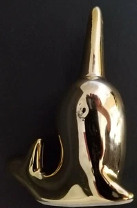 "Soportes de anillo de colmillo narval con acabado de espejo metálico oro cerámica 4""H x 2,5""L x 1,5""" - Imagen 1 de 2