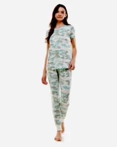 Derek Heart Camo Print Women’s Matching Family Pajamas  Sleepwear Set, 2-Pieces - Picture 1 of 6