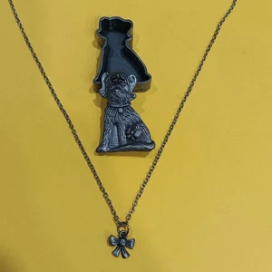 Torino Vintage Zinn Welpe Hund Schmuckkästchen Schmuckset, Halskette, Ohrringe, Brosche - Bild 1 von 3