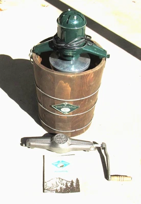 White Mountain 电动 6 夸脱冰淇淋机带手摇和书 — 第 1/4 张图片