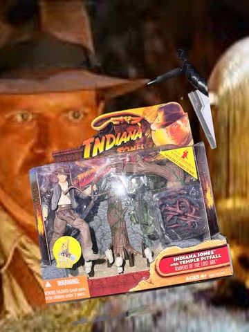 Indiana Jones W/ Temple Pitfall Indiana Jones 2008 Hasbro New Cover