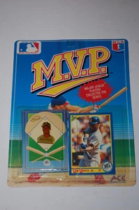 Ken Griffey Jr. 1990 MVP Players Collector Pin & Score Card #560 Unpunched - Picture 1 of 2
