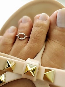 Adjustable Halo Toe Ring / Midi Circle Ring / Dainty Halo Ring / Small O Ring - Picture 1 of 5