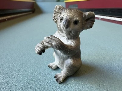 Schleich KOALA BEAR Adult 14303 Retired Figure 2001 Australia Wildlife Animal - Image 1 of 4