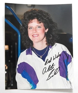 Aleta Sill Signed 8x10 Photo Auto Autograph Pro Bowler - Picture 1 of 2