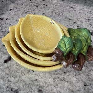 RARE! SUR LA TABLE Lemon Shape Ceramic Nesting Measuring Cups (Set of 4) Mint - Picture 1 of 9