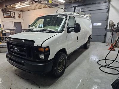 Used Front Left Exterior Door Handle fits: 2013 Ford E250 VAN front Front Left G - Image 1 of 4