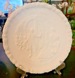 Fenton Art Glass Portrait of Liberty Milk White Plate BiCentennial Liberty 1976 - Picture 1 of 5