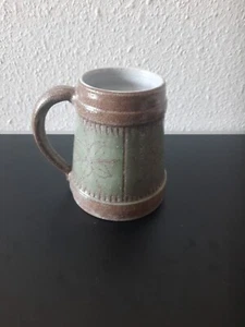 Jarra de cerveza de cerámica vintage muy decorativa antigua marca Ritz en el suelo - Imagen 1 de 4