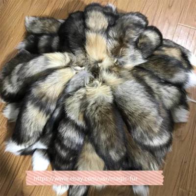 50 PIEZAS/100 PIEZAS Venta al por mayor Cola de Zorro Sol Cola de Piel Real Llavero Cosplay Bolso Colgante Foto 1 de 4