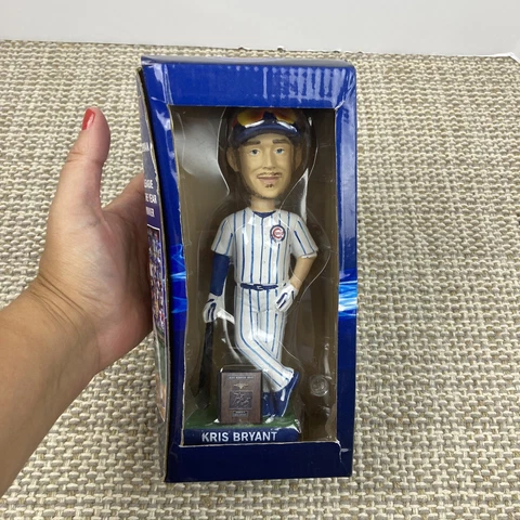 CHICAGO CUBS - KRIS BRYANT 2015 ROOKIE OF THE YEAR BOBBLEHEAD - 2016 MLB SGA Cover