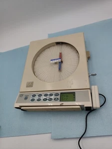 Omega CTXL-TRH-W-W9 Chart Recorder With Wireless Receiver - Picture 1 of 7