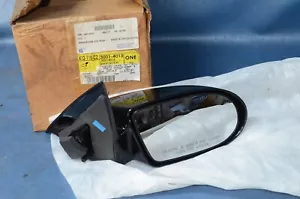 Espejo retrovisor manual negro GM 30014013 NUEVO 1995-01 Chevy Geo Metro paso derecho vista lateral - Imagen 1 de 11