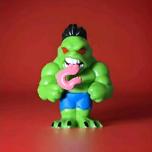 Miniatur 1,5" Funko Marvel Battleworld Hulk Figur Tounge Cake Topper Fig - Bild 1 von 2