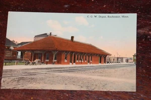 CHICAGO GREAT WESTERN RWY Depot ROCHESTER, MINNESOTA Vintage Postcard Used - Picture 1 of 2