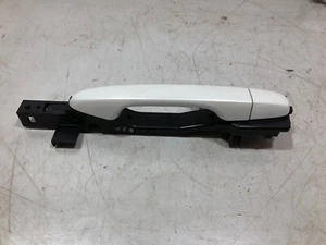 HONDA CIVIC 2016 MK9 HATCH EXTERIOR DOOR HANDLE FRONT LEFT SIDE WHITE /2012-17 - Picture 1 of 12