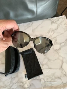 Oakley Womens Sunglasses 009447-0465 Black with Case - Picture 1 of 11