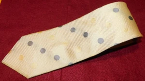 GIORGIO ARMANI MADE IN ITALY LIGHT YELLOW/BROWN DOTS MOTIF TIE - DESIGNER TIES. - Picture 1 of 4