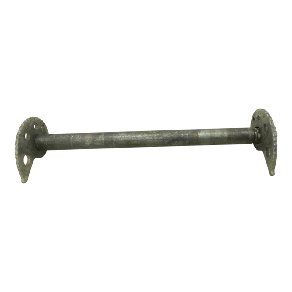 1993 SUZUKI DR250SE REAR WHEEL AXLE BOLT 64711-15D50 - Image 1 of 4