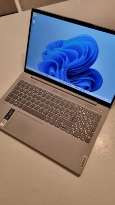 Lenovo IdeaPad 5 15IIL05 15.6" (Intel Core i7-1065G7, 8GB, 1 TB SSD) Laptop - Immagine 1 di 4