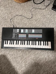 Yamaha Keyboard PSS-570 PortaSound Multi-Programmable W/ Cord **READ*!! - Picture 1 of 4