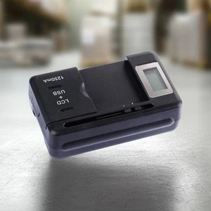 Universal Mobile Battery Charger LCD Indicator Screen For Cell Phone USB Port - Picture 1 of 21