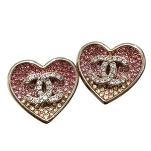 Chanel Ohrringe Gold Herz Farbverlauf Ombre Rosa Kristall Pre-Fall 2023 (CCXX029) - Bild 1 von 4