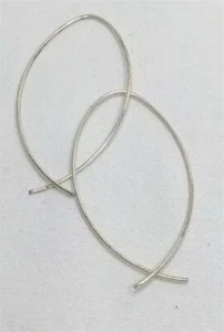 Orecchini a filetto tono argento - splendidi e semplici, eleganti, alla moda FRESCHI - Foto 1 di 2