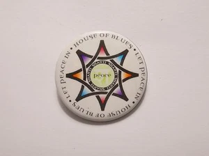 House of Blues "LET PEACE IN" SHANTI pin-back button - Imagen 1 de 1