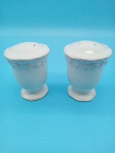 Chris Madden Felice agitatore sale e pepe stile piedistallo - 4" - avorio - Foto 1 di 4