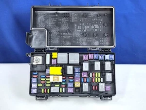 🏅 2012 Jeep Liberty / Dodge Nitro TIPM FUSE RELAY BOX 68105502 🏅 - Foto 1 di 11