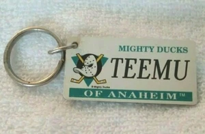Mighty Ducks of Anaheim Teemu Key Chain - Picture 1 of 4