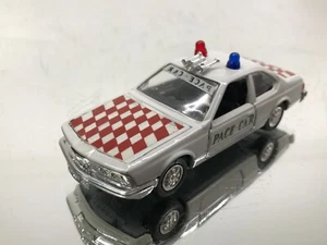 SCHUCO REI BRINQUEDOS BMW E24 630 PACE CAR -WHITE 1:43 rare- GOOD - 328 - Imagen 1 de 9