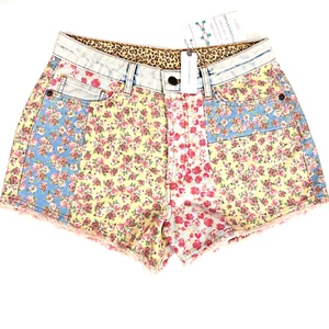 Anthropologie Farm Rio Hi Rise Patchwork Floral Short 29 Festival Button Fly NEW - Picture 1 of 8