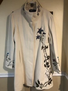 EUC Vintage Trilogi Wool Floral Embroidered Coat Woman’s Size 16 White Colorful - Picture 1 of 13