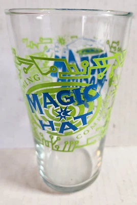 Vaso de pinta de cerveza Magic Hat Brewing Co. Dream Machine IPA Foto 1 de 3