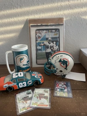 Miami Dolphins Vintage Divertido Paquete Regalo de Navidad Jason Taylor Autógrafo + Más Foto 1 de 4