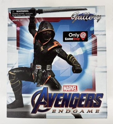 Figura exclusiva Avengers Endgame Ronin Diamond Select Marvel Gallery Gamestop Foto 1 de 4