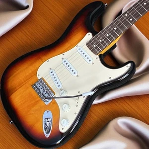 Fender Stratocaster Electric Guitar Maple Neck Rosewood Fretboard Used - Picture 1 of 9